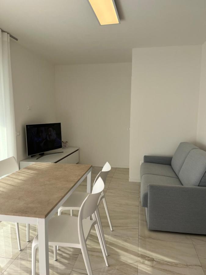 Agua Apartment With Beach Included 利多迪迪耶索洛 外观 照片