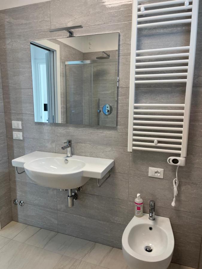 Agua Apartment With Beach Included 利多迪迪耶索洛 外观 照片